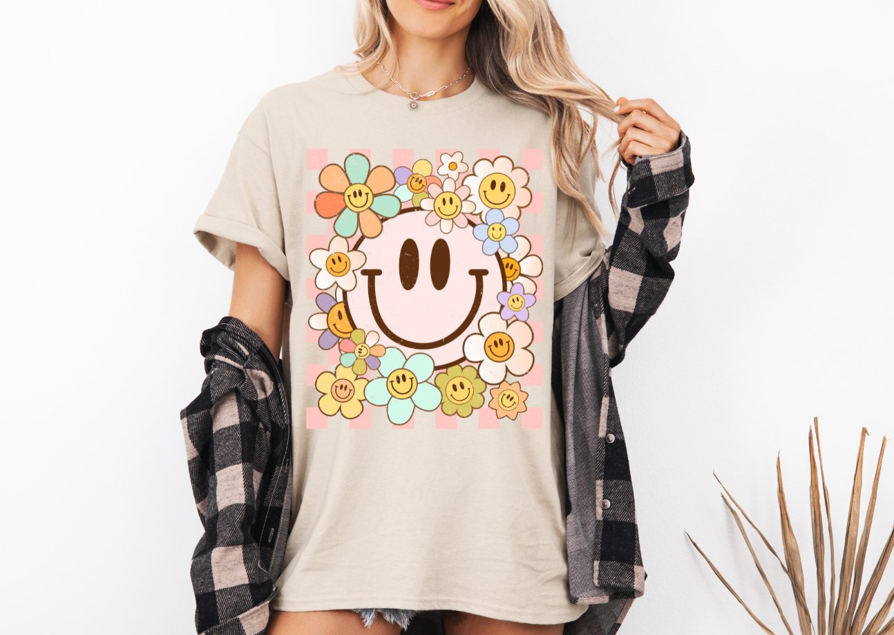 Retro Checkered Smiley flowers tee